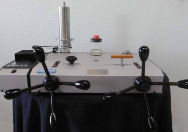 europascal BH5-10.000B Deadweight Tester
