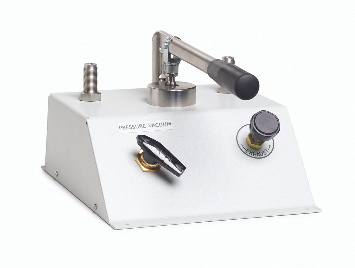Fluke P5510 Pneumatic Pressure Comparator